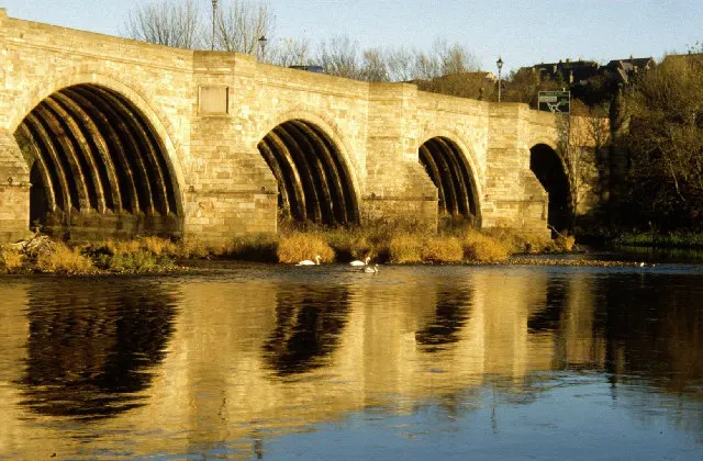 Bridge of Dee, the local landmark of AB12
