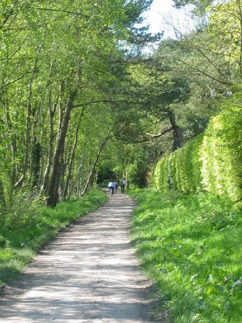 Deeside Way, the local landmark of AB13