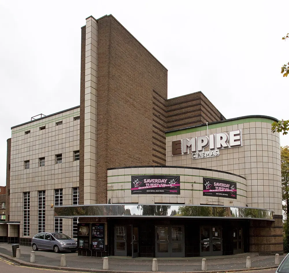 Royal Cinema, Sutton Coldfield, the local landmark of B72