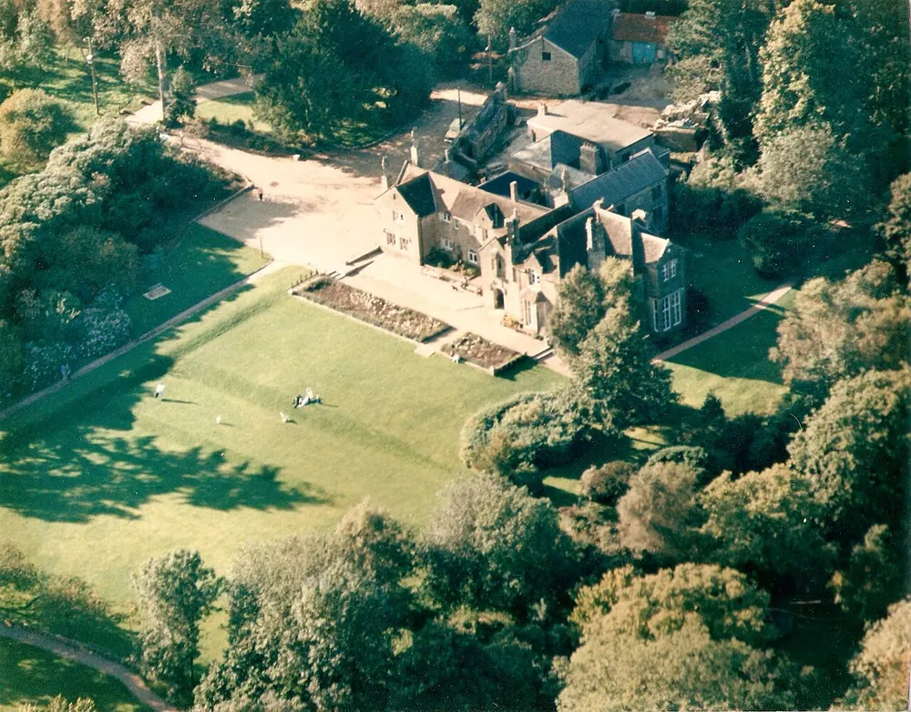 Bryngarw Country Park, the local landmark of CF32