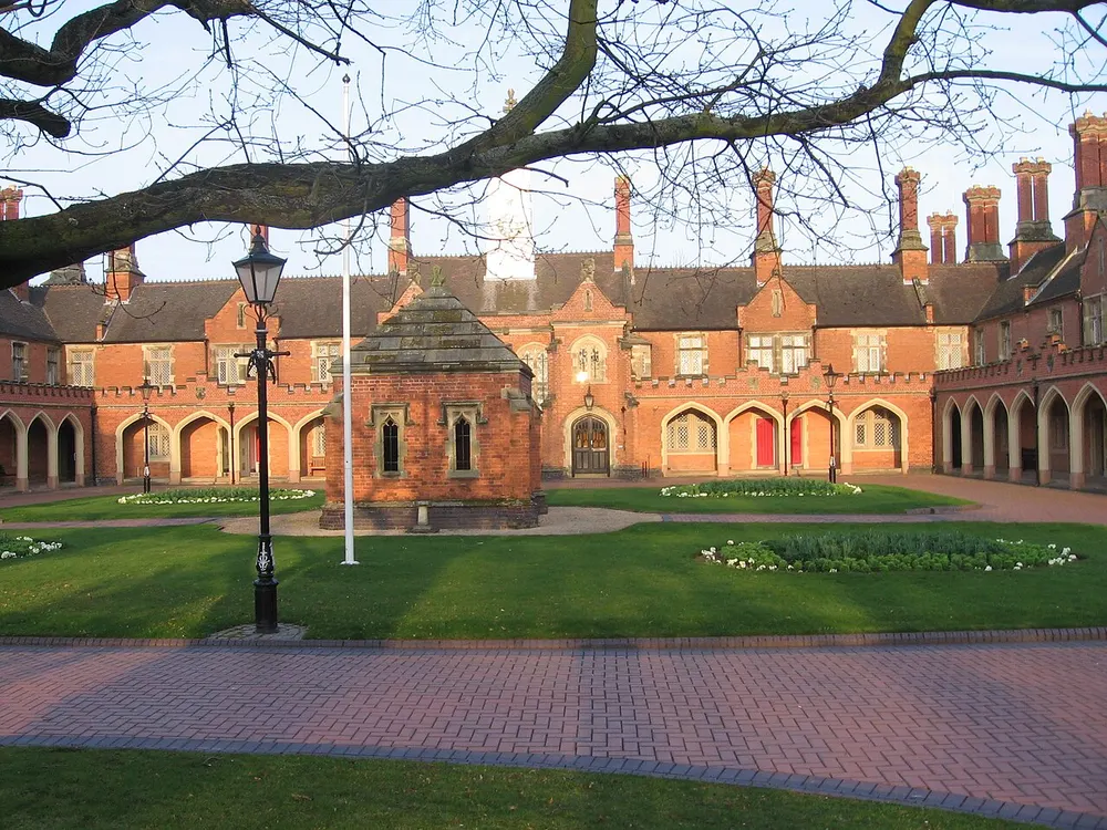 Nicholas Chamberlaine Almshouses, the local landmark of CV12