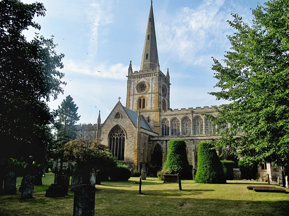 Church of the Holy Trinity, Stratford-upon-Avon, the local landmark of CV37