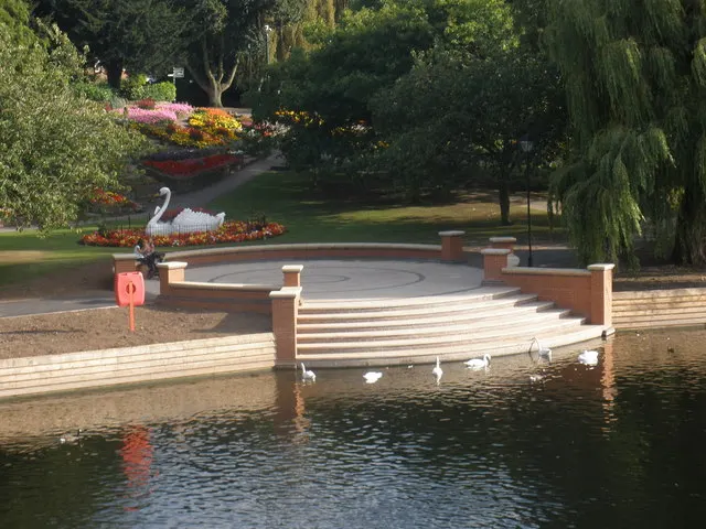 Stapenhill Gardens, the local landmark of DE15
