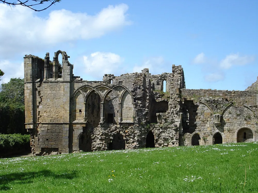 Easby Abbey, the local landmark of DL10