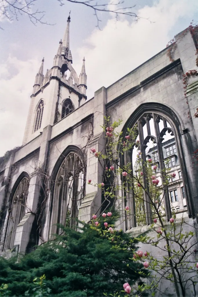 St Dunstan-in-the-East, the local landmark of EC3R
