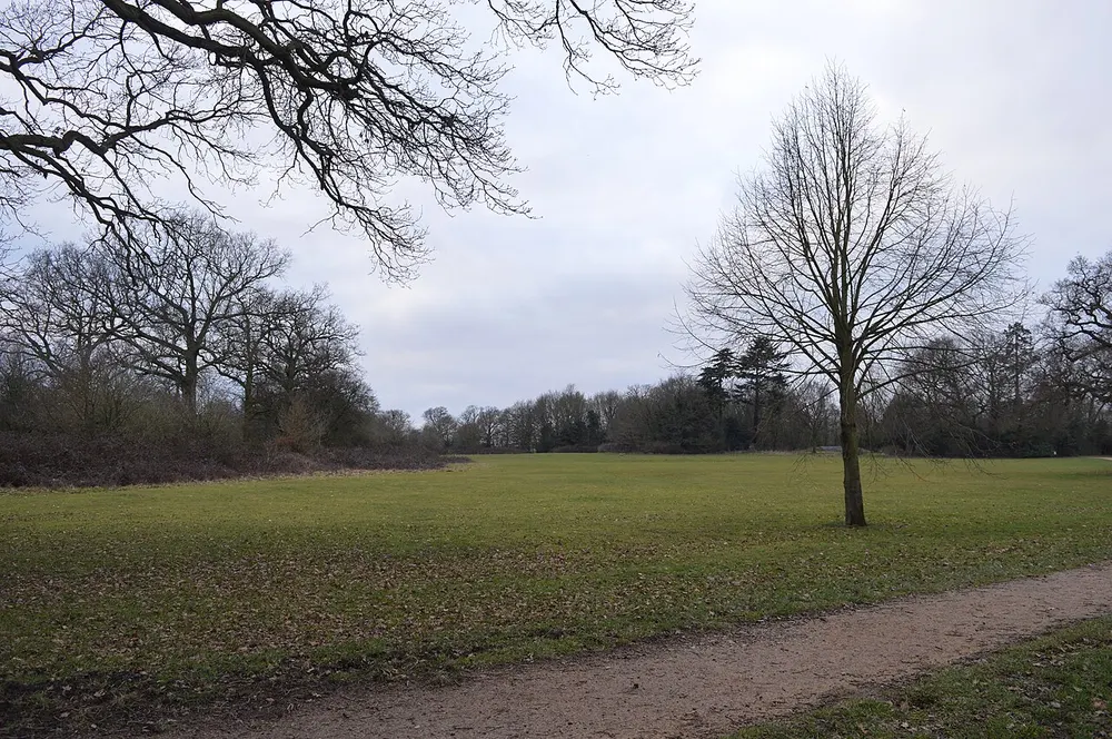 Cheshunt Park, the local landmark of EN7