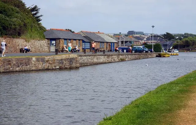 Bude Canal, the local landmark of EX23