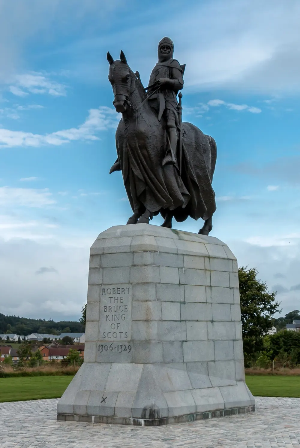 Equestrian statue of Robert the Bruce, Bannockburn, the local landmark of FK7