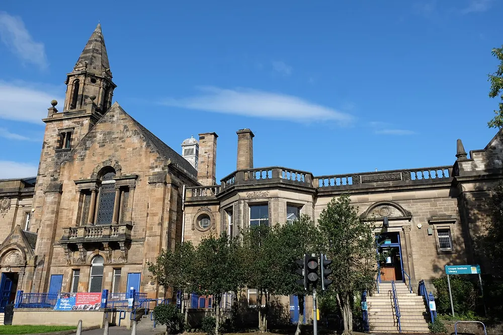 Couper Institute Library, the local landmark of G44