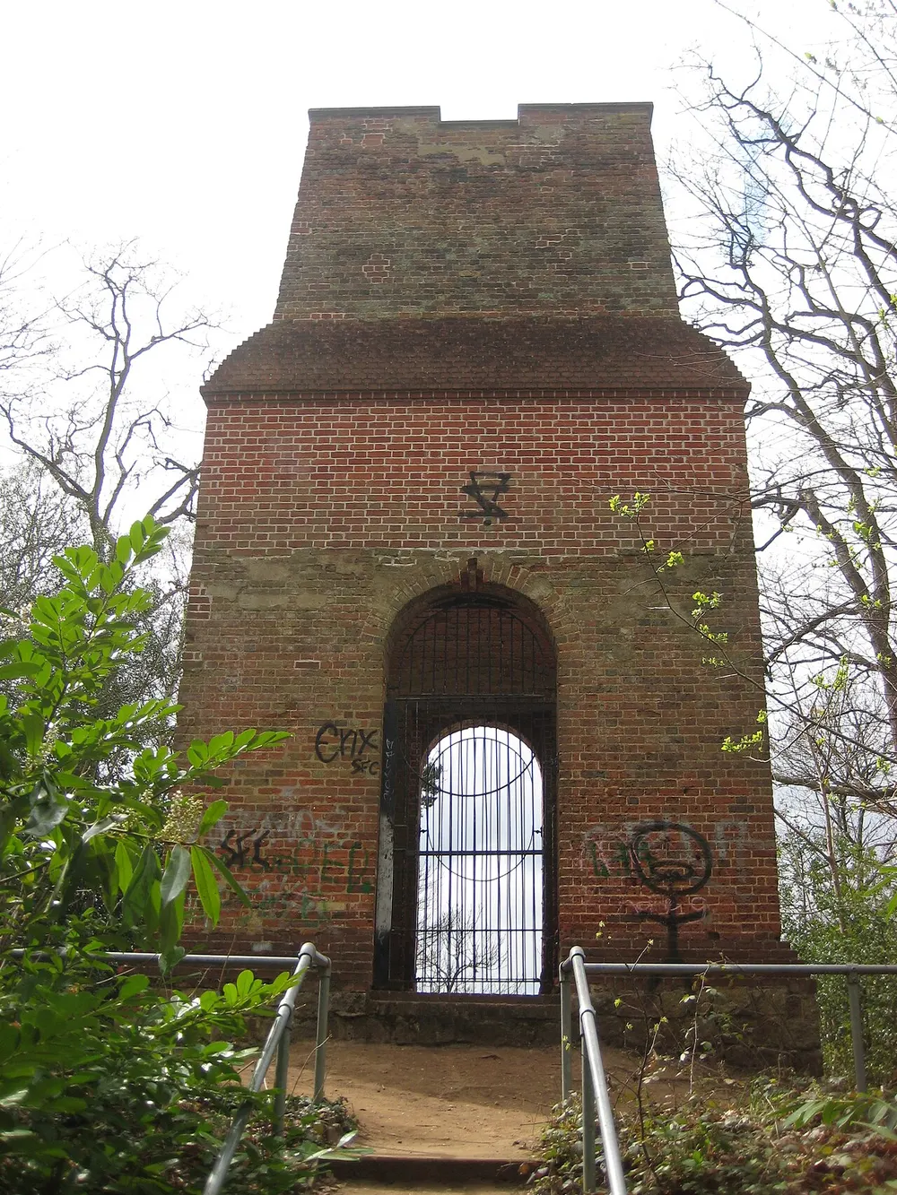 Camberley Obelisk, the local landmark of GU15