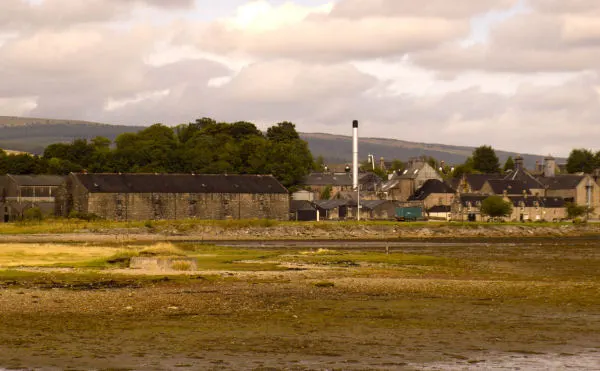 Dalmore distillery, the local landmark of IV17