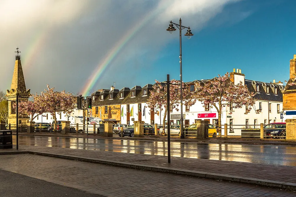 Beauly, the local landmark of IV4