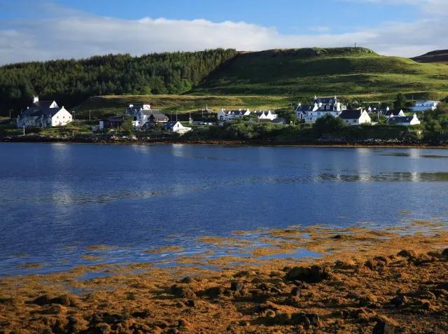 Dunvegan, the local landmark of IV55