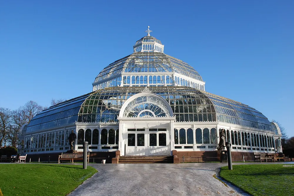 Sefton Park, the local landmark of L17