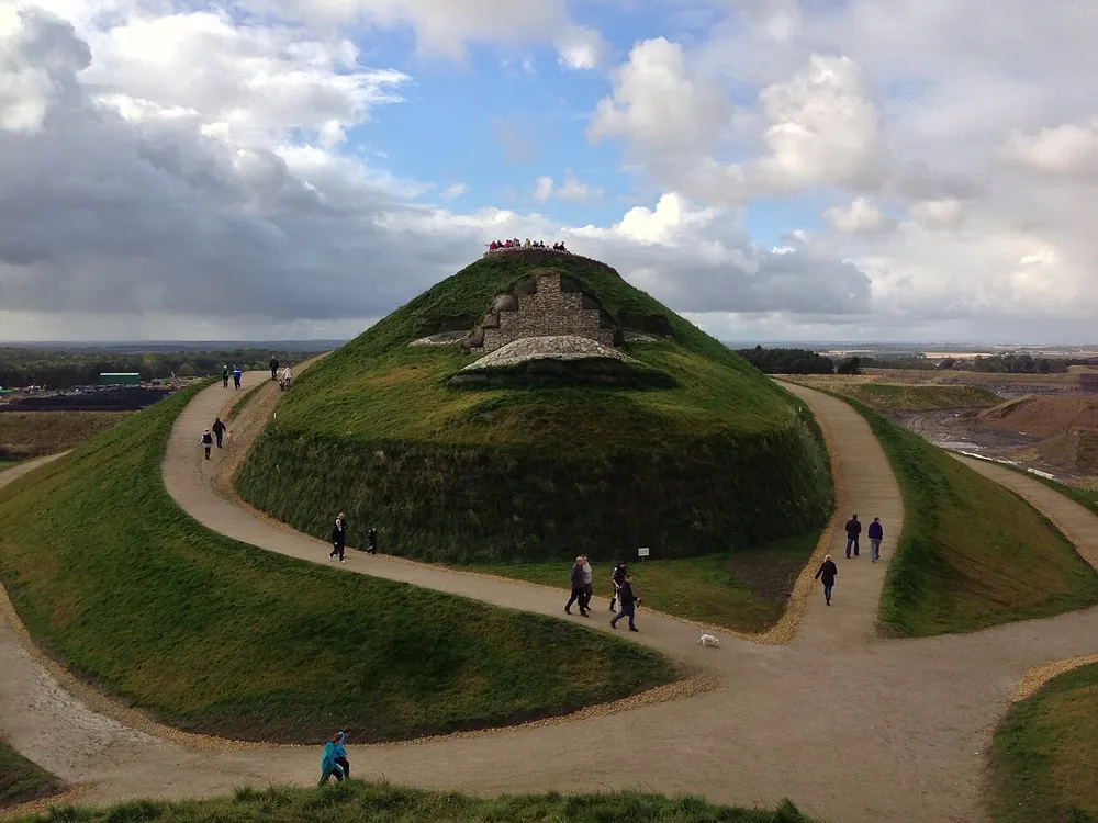 Northumberlandia, the local landmark of NE23