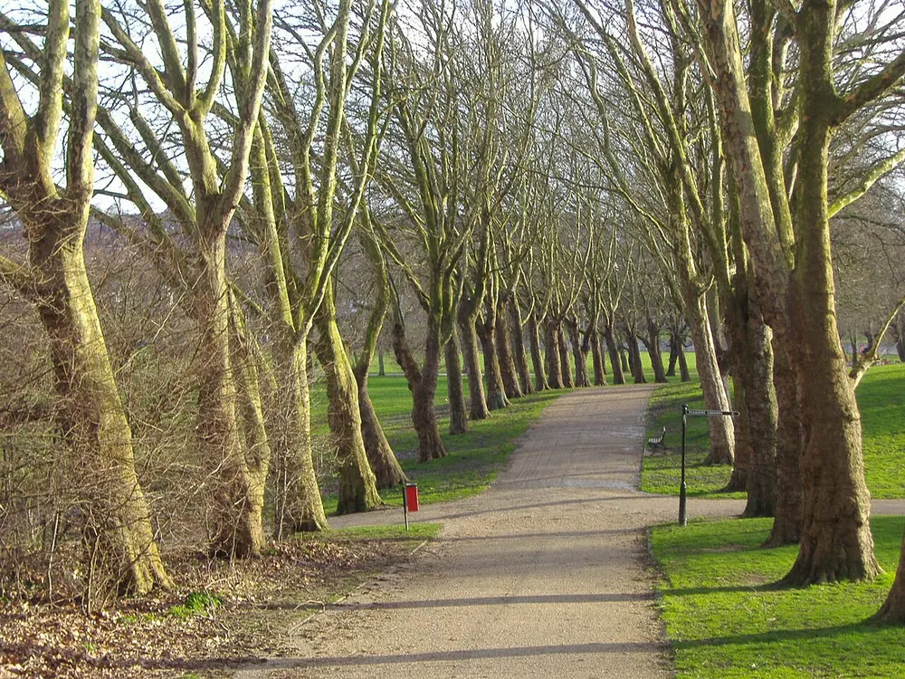 Gladstone Park, London, the local landmark of NW2