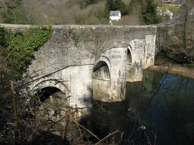 Gunnislake Newbridge, the local landmark of PL18