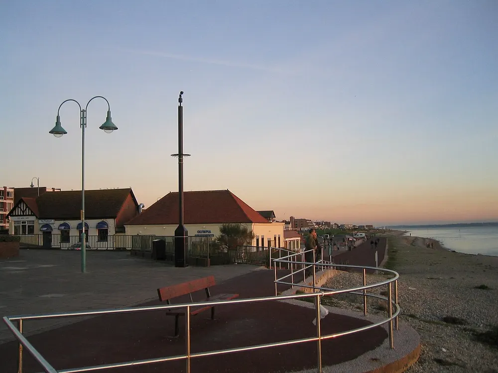 Lee-on-the-Solent, the local landmark of PO13