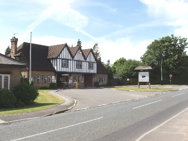 Pinewood Studios, the local landmark of SL0